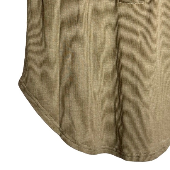 Chaser Ribbed Scoop Neck Open Back with Knotted Criss Cross Straps Tan T-shirt M - Picture 10 of 16